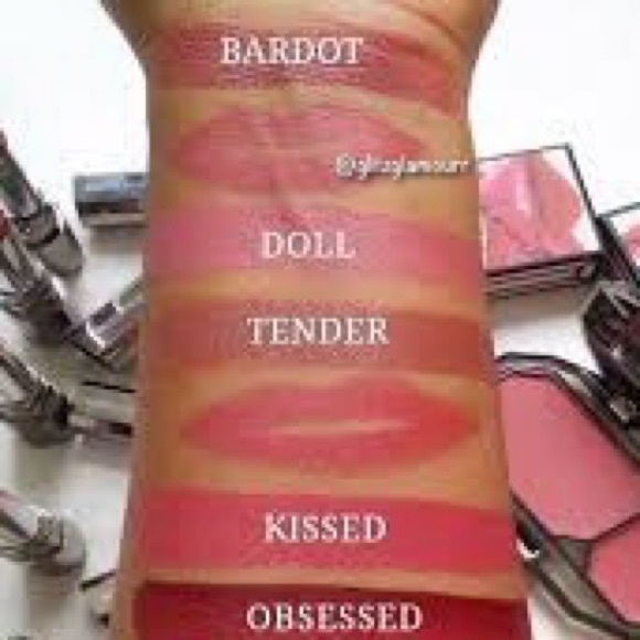 💋Kristofer Buckle Longwear Lipstick💋 - Picture 2 of 3